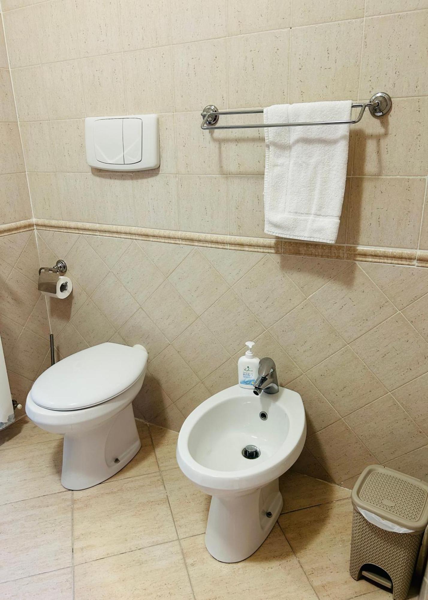 The House Room Aeroporto Fiumicino Ngoại thất bức ảnh